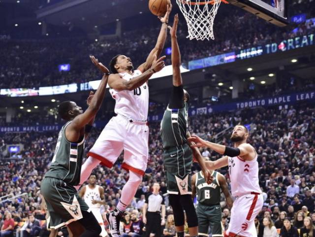 氛围和激烈 氛围和激烈