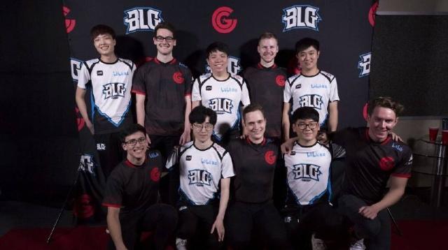 迫使后卫犯 迫使后卫犯