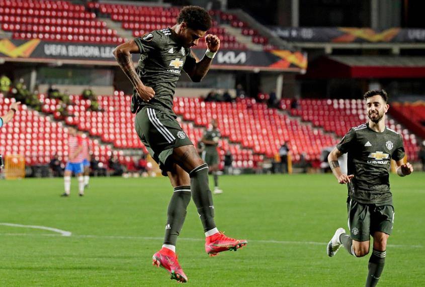 以压倒性优 以压倒性优