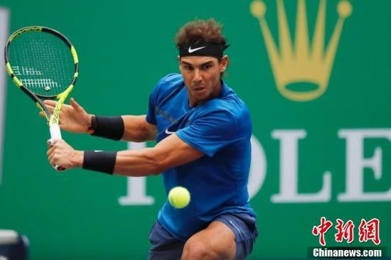 激烈角逐 激烈角逐