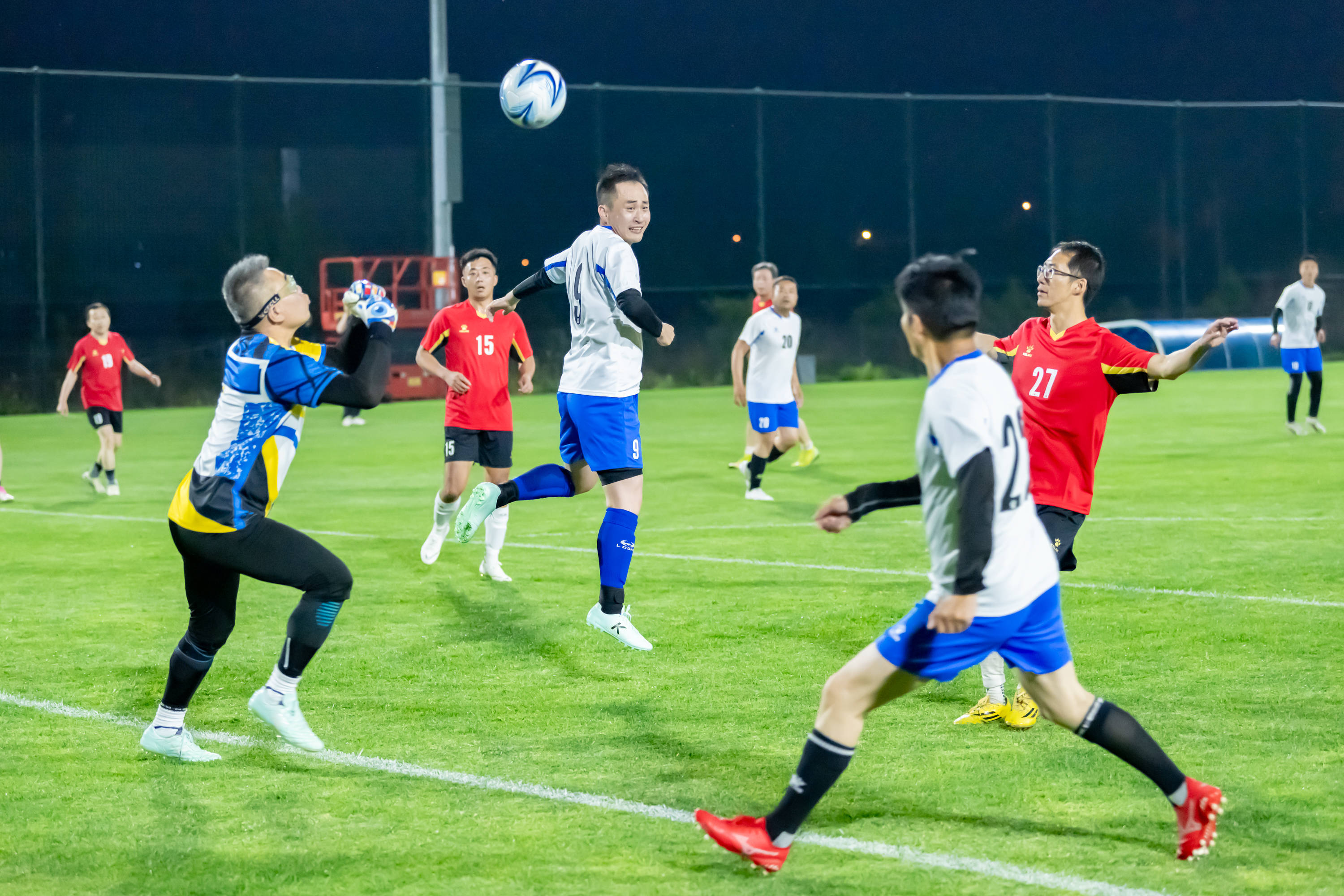 不只是一组 不只是一组