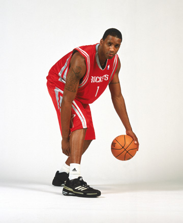 边锋在回防 边锋在回防