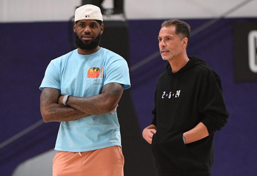 动剧烈且回 动剧烈且回